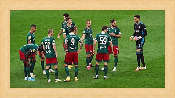 Картина в раме - Перед матчем. ФК Локомотив Москва. FC Lokomotiv Moscow Картина в раме - Перед матчем. ФК Локомотив Москва. FC Lokomotiv Moscow