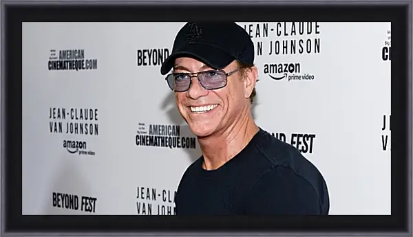 Картина в раме - Жан-Клод Ван Дамм. Jean-Claude Van Damme Картина в раме - Жан-Клод Ван Дамм. Jean-Claude Van Damme