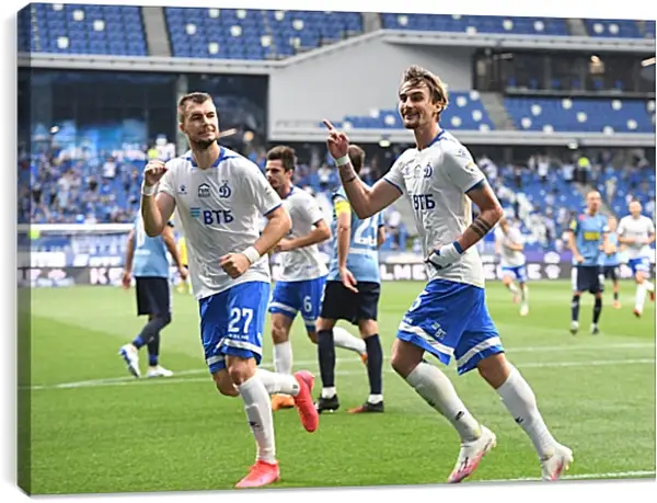 Постер на подрамнике - Празднование гола. ФК Динамо Москва. FC Dynamo Moscow Постер на подрамнике - Празднование гола. ФК Динамо Москва. FC Dynamo Moscow