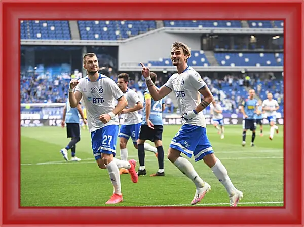 Картина в раме - Празднование гола. ФК Динамо Москва. FC Dynamo Moscow Картина в раме - Празднование гола. ФК Динамо Москва. FC Dynamo Moscow