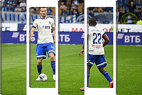 Модульная картина - Контроль мяча. ФК Динамо Москва. FC Dynamo Moscow Модульная картина - Контроль мяча. ФК Динамо Москва. FC Dynamo Moscow