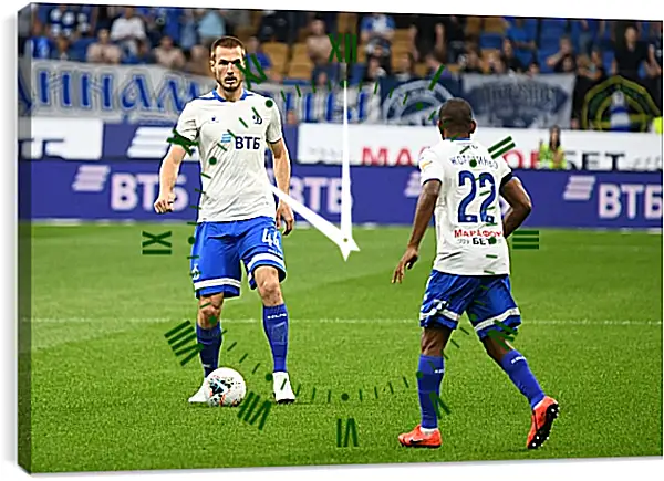 Часы картина - Контроль мяча. ФК Динамо Москва. FC Dynamo Moscow Часы картина - Контроль мяча. ФК Динамо Москва. FC Dynamo Moscow