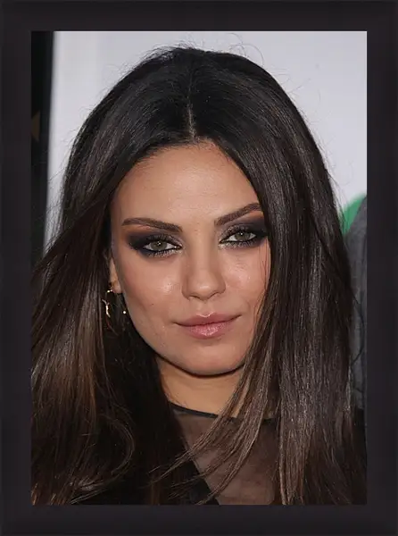 Картина в раме - Мила Кунис. Mila Kunis Картина в раме - Мила Кунис. Mila Kunis