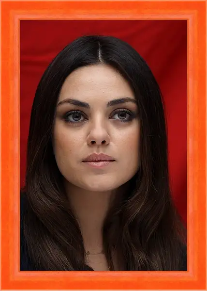 Картина в раме - Мила Кунис. Mila Kunis Картина в раме - Мила Кунис. Mila Kunis