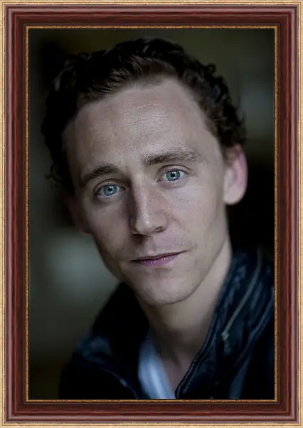 Картина в раме - Том Хиддлстон. Thomas Hiddleston Картина в раме - Том Хиддлстон. Thomas Hiddleston