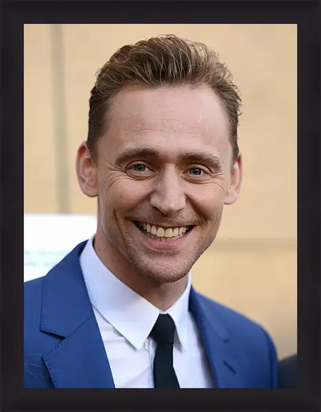 Картина в раме - Том Хиддлстон. Thomas Hiddleston Картина в раме - Том Хиддлстон. Thomas Hiddleston