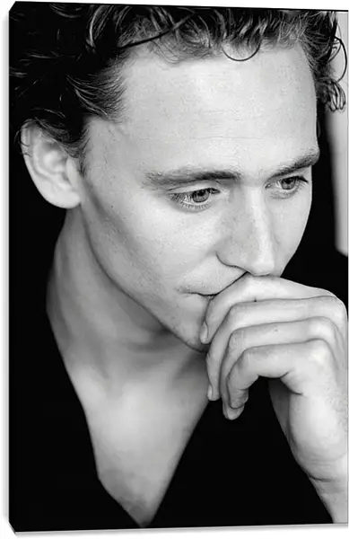 Постер на подрамнике - Том Хиддлстон. Thomas Hiddleston Постер на подрамнике - Том Хиддлстон. Thomas Hiddleston