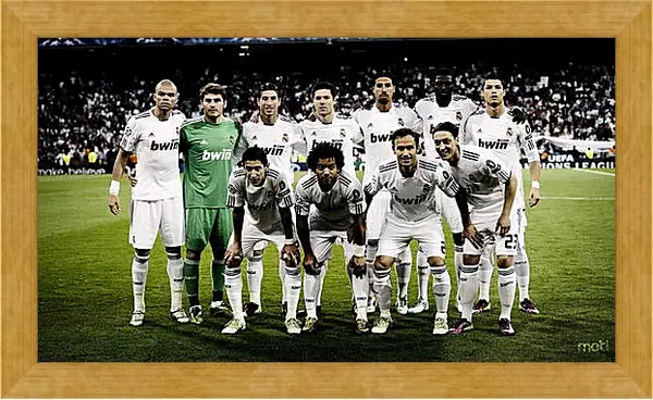Картина в раме - Фото перед матчем ФК Реал Мадрид. FC Real Madrid Картина в раме - Фото перед матчем ФК Реал Мадрид. FC Real Madrid