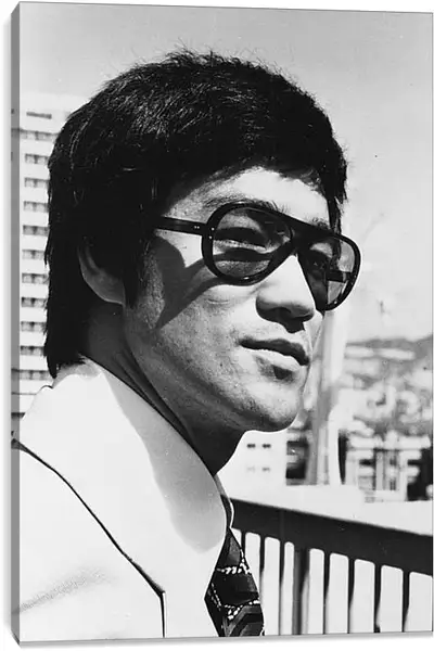 Постер на подрамнике - Брюс Ли (Bruce Lee) Постер на подрамнике - Брюс Ли (Bruce Lee)