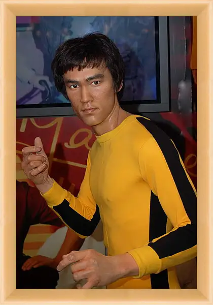 Картина в раме - Брюс Ли (Bruce Lee) Картина в раме - Брюс Ли (Bruce Lee)
