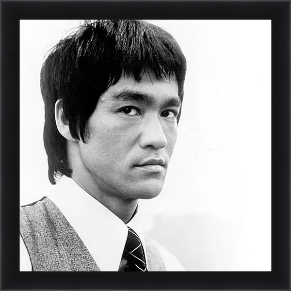 Картина в раме - Брюс Ли (Bruce Lee) Картина в раме - Брюс Ли (Bruce Lee)