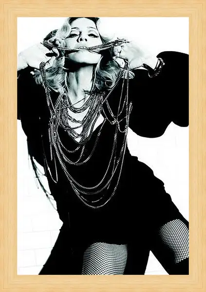 Картина в раме - Madonna - Мадонна
Картина в раме - Madonna - Мадонна