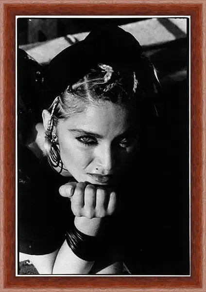 Картина в раме - Madonna - Мадонна
Картина в раме - Madonna - Мадонна