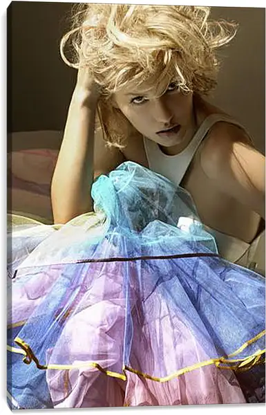 Постер на подрамнике - Elisha Cuthbert - Элиша Катберт
Постер на подрамнике - Elisha Cuthbert - Элиша Катберт