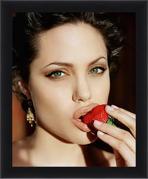 Картина в раме - Angelina Jolie - Анджелина Джоли Картина в раме - Angelina Jolie - Анджелина Джоли