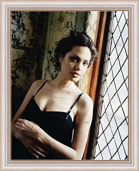 Картина в раме - Angelina Jolie - Анджелина Джоли Картина в раме - Angelina Jolie - Анджелина Джоли