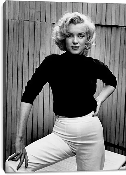 Постер на подрамнике - Мерилин Монро в белых брюках (Marilyn Monroe) Постер на подрамнике - Мерилин Монро в белых брюках (Marilyn Monroe)