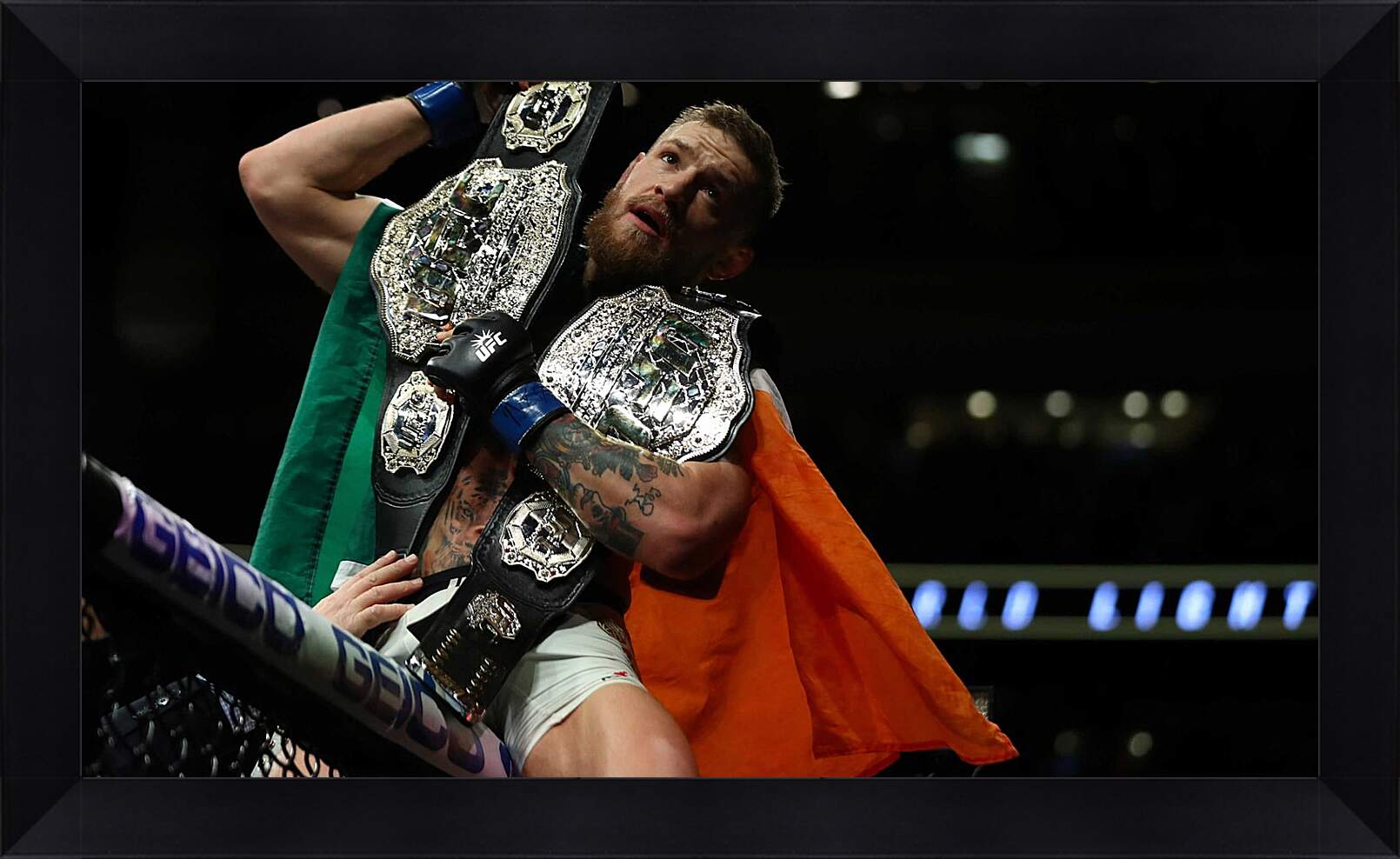 Картина в раме - UFC. MMA. Конор МакГрегор с поясами.