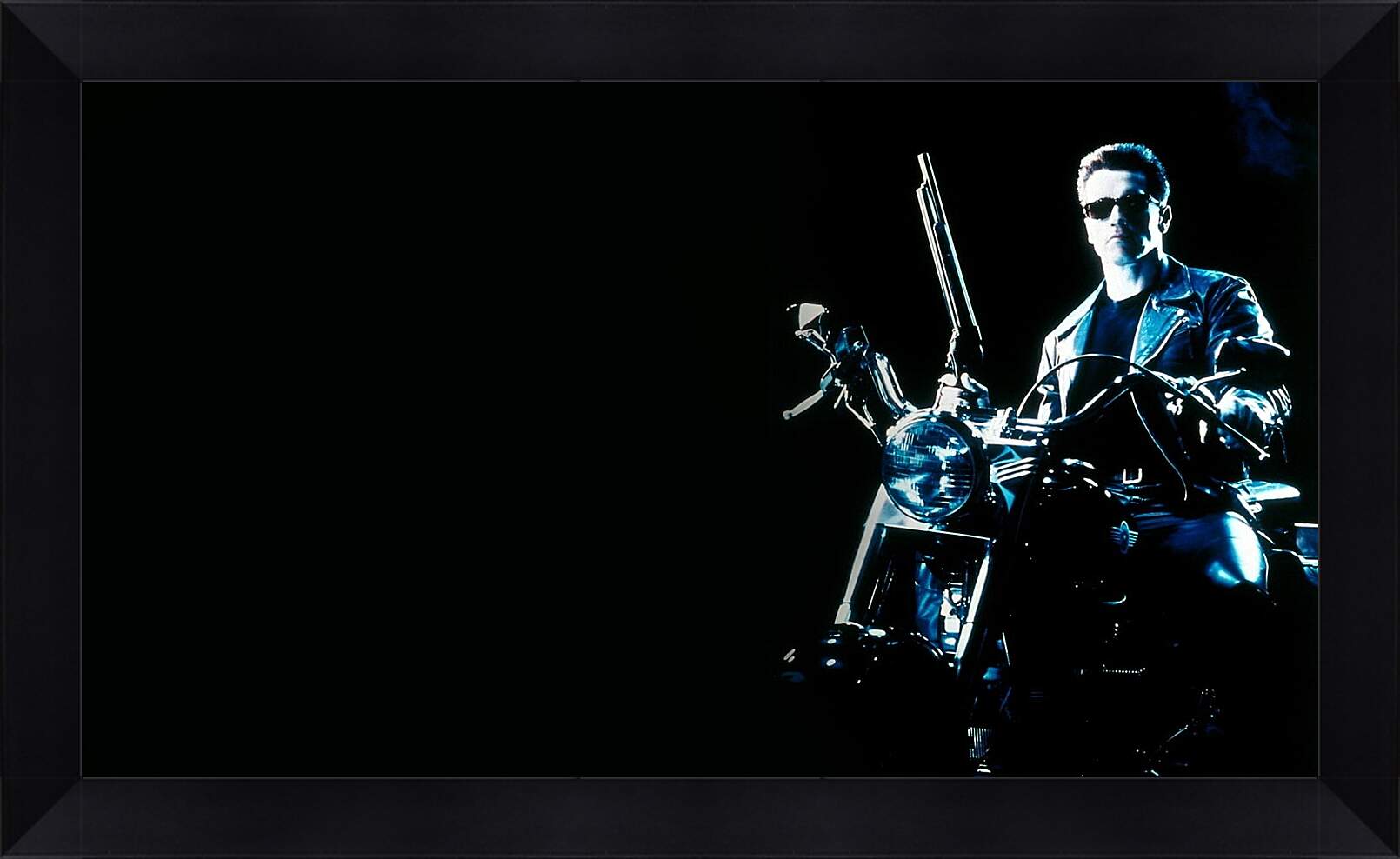 Картина в раме - Арнольд Шварценеггер. Мотоцикл. Терминатор 2