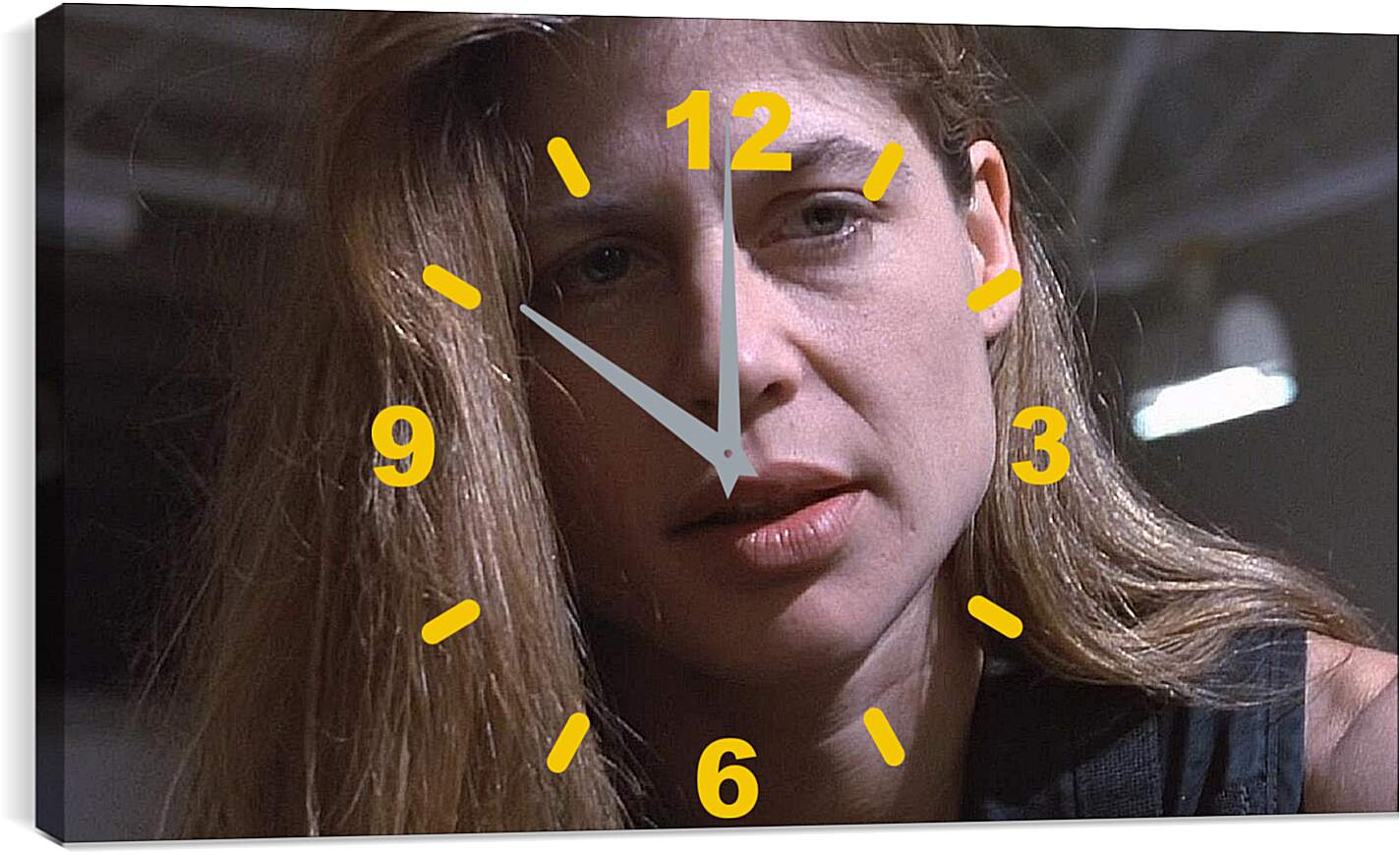 Часы картина - Линда Гамильтон. Терминатор 2