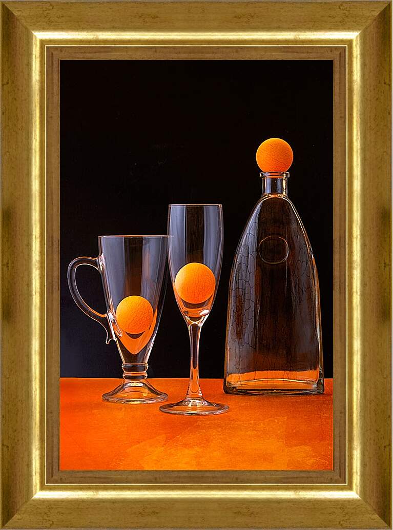 Картина в раме - Натюрморт с оранжевыми шариками
