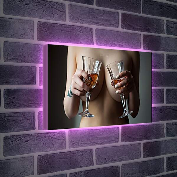 Лайтбокс световая панель - Девушка с двумя бокалами в руках