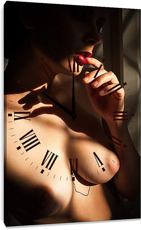 Часы картина - Девушка с красными губками