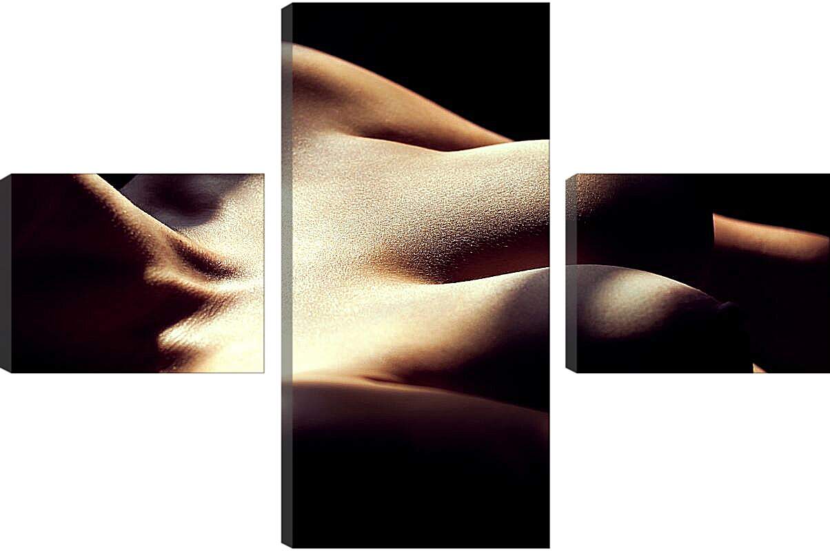 Модульная картина - Падающий свет на грудь девушки