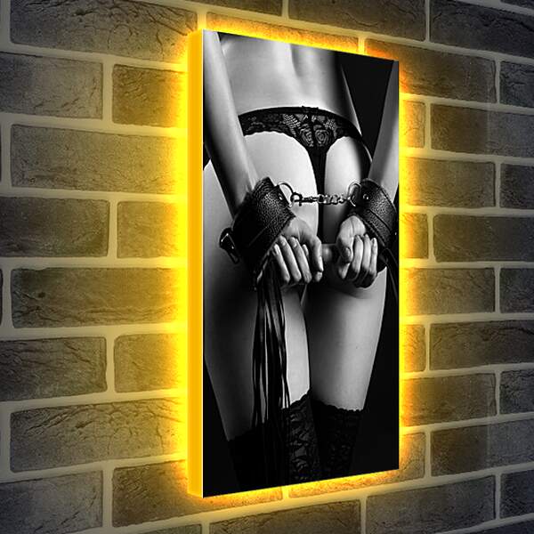 Лайтбокс световая панель - Девушка в наручниках
