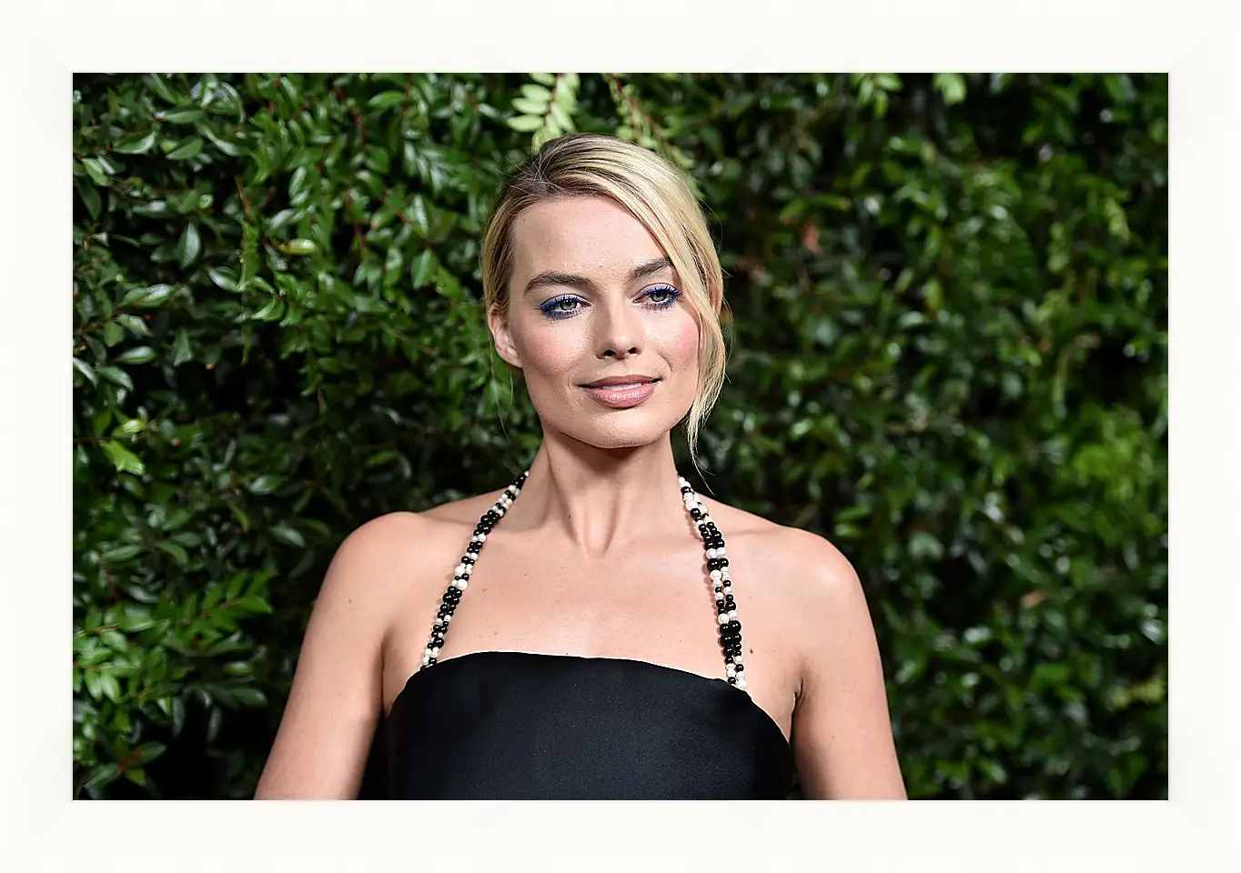 Картина в раме - Марго Робби. Margot Robbie