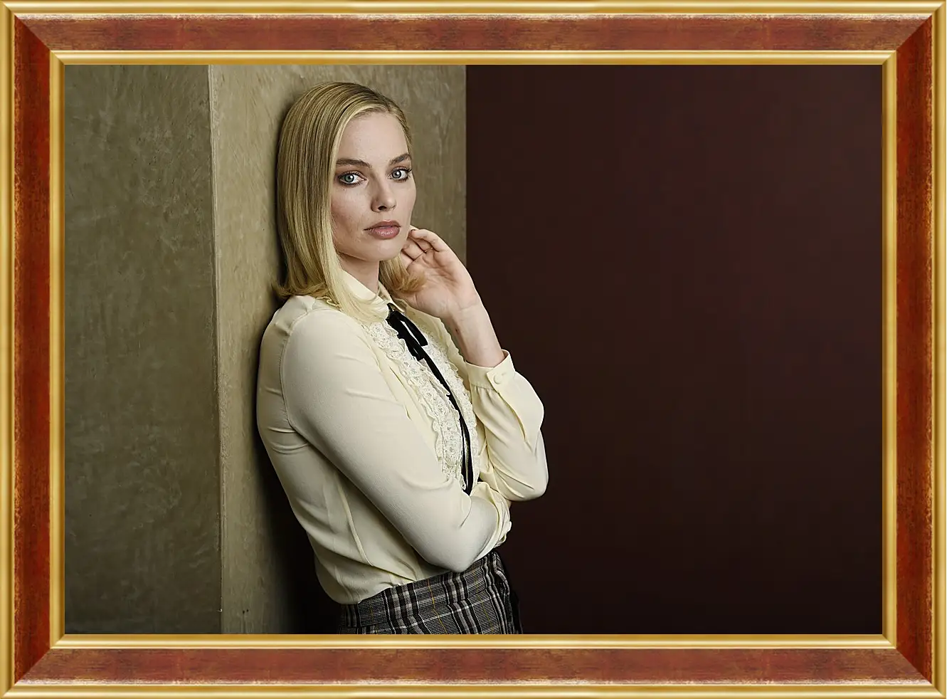 Картина в раме - Марго Робби. Margot Robbie