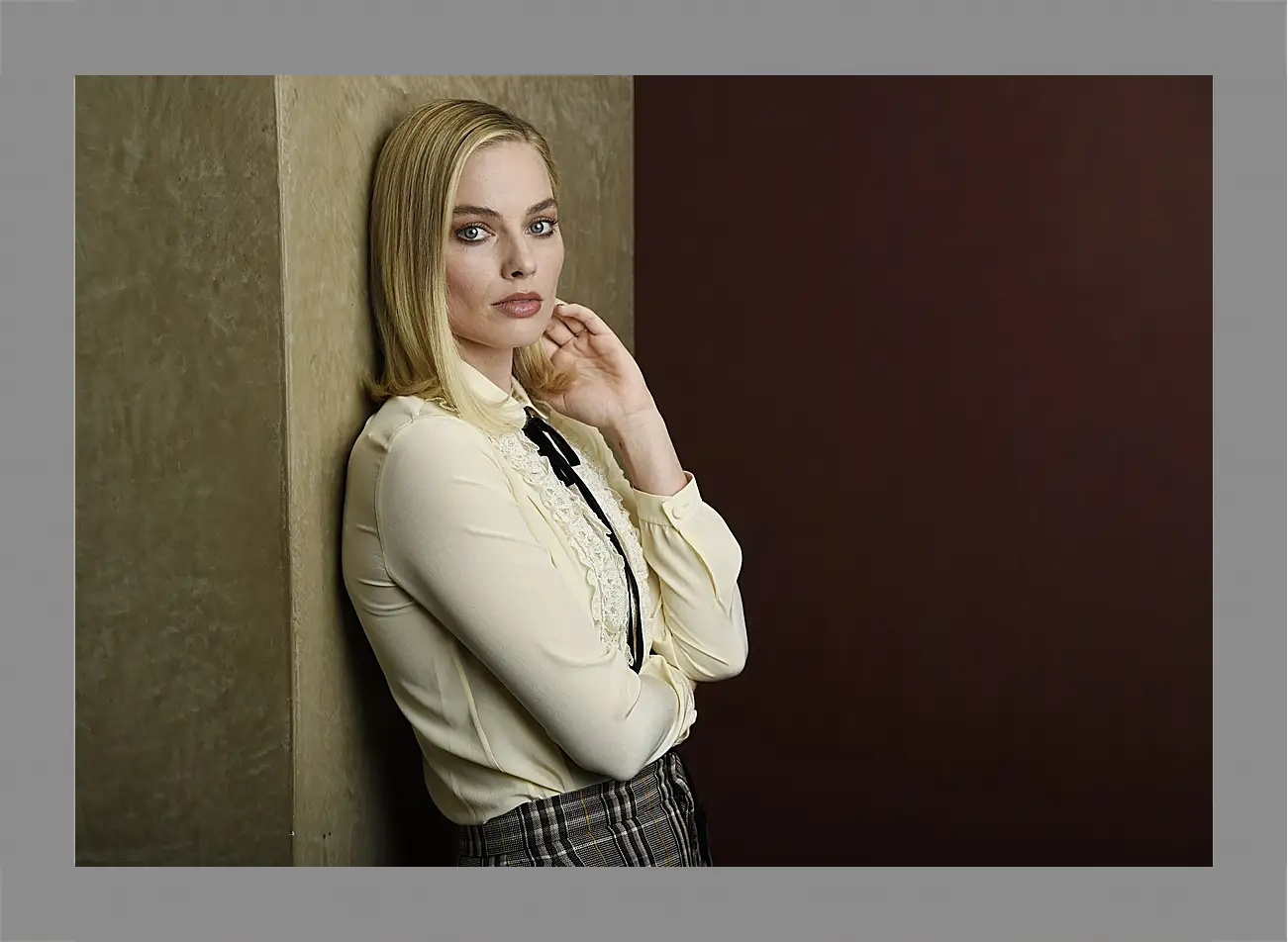 Картина в раме - Марго Робби. Margot Robbie