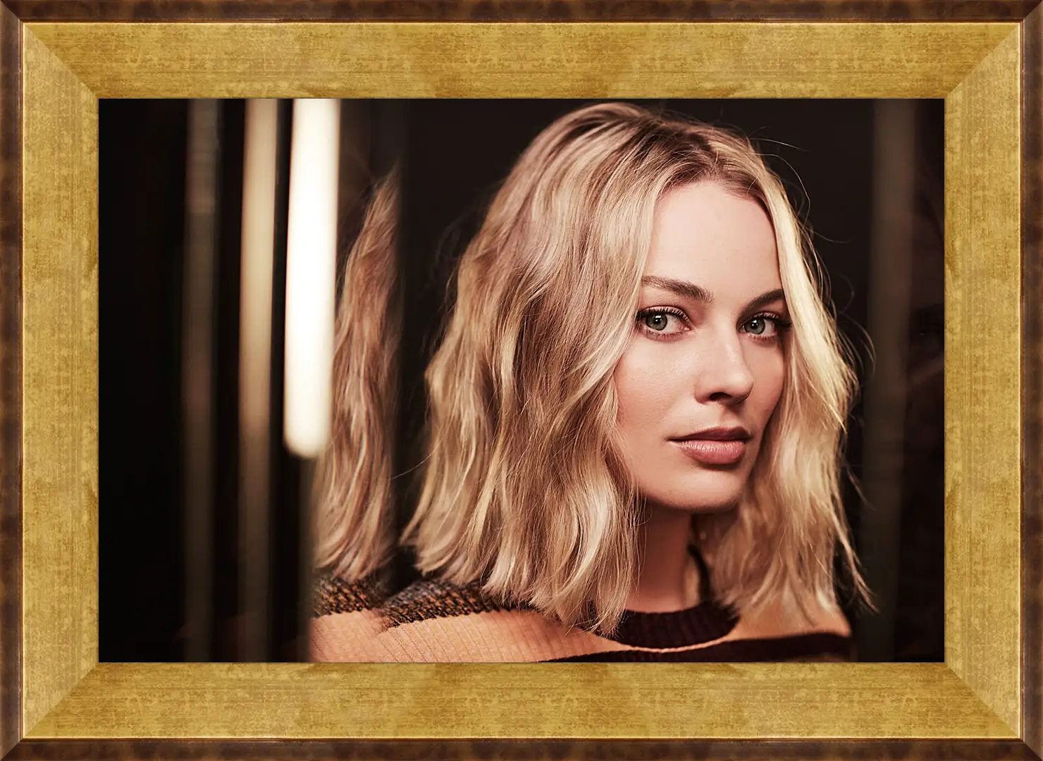 Картина в раме - Марго Робби. Margot Robbie