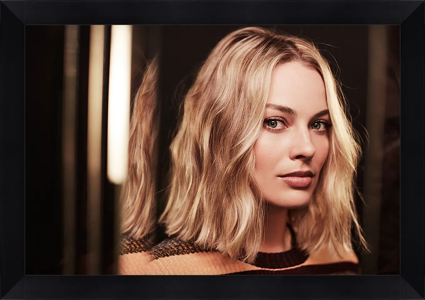 Картина в раме - Марго Робби. Margot Robbie