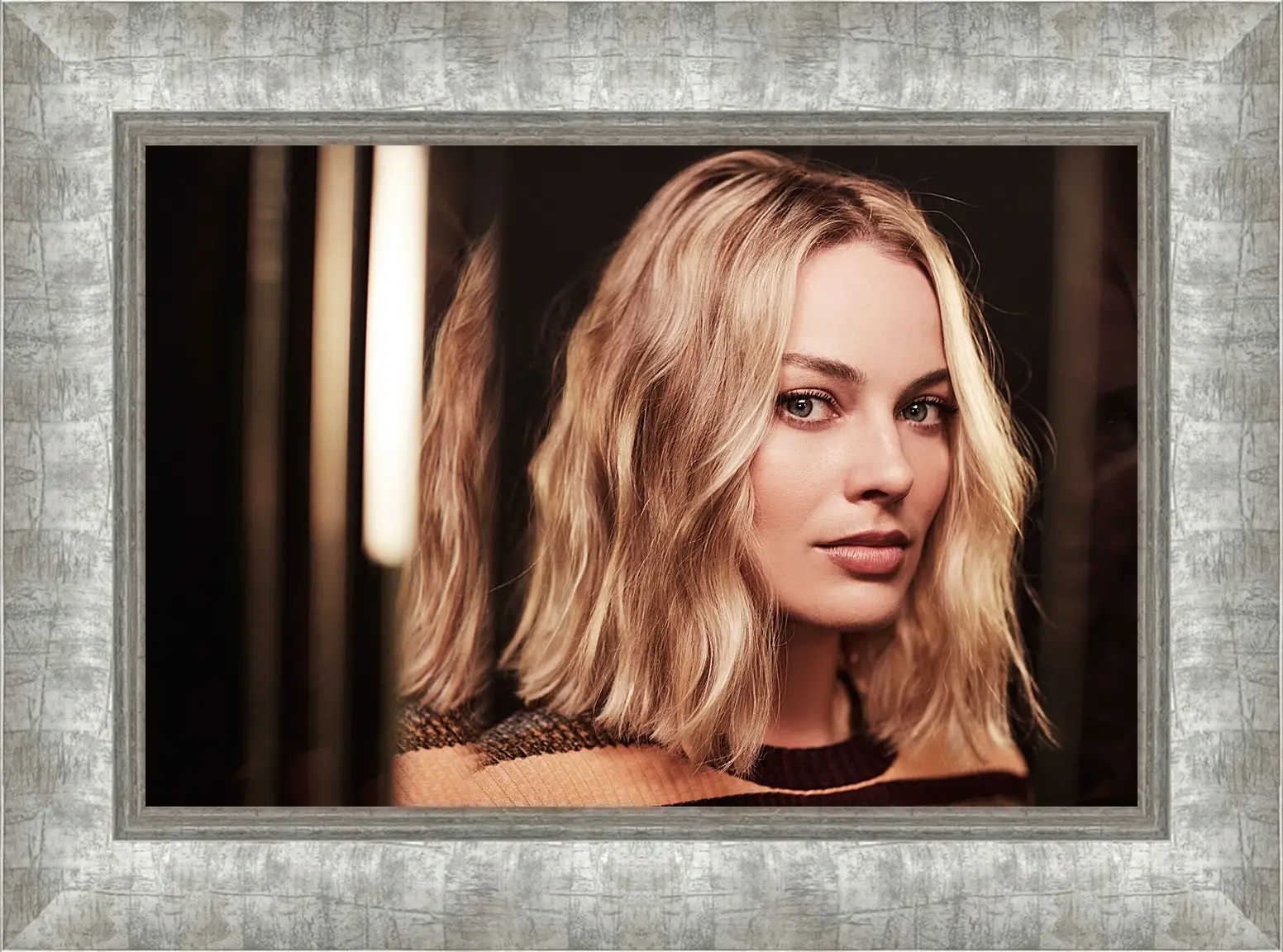 Картина в раме - Марго Робби. Margot Robbie