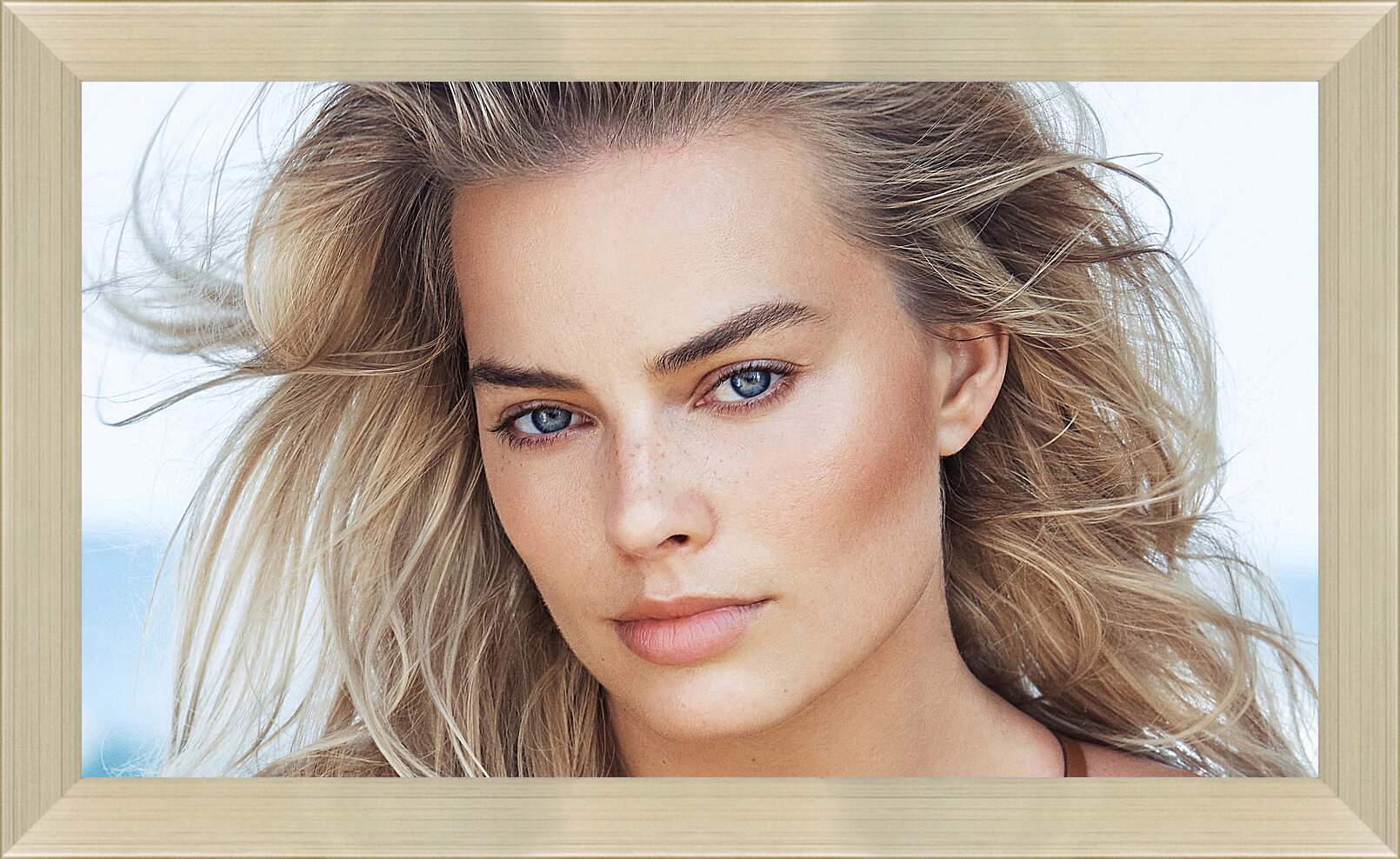 Картина в раме - Марго Робби. Margot Robbie