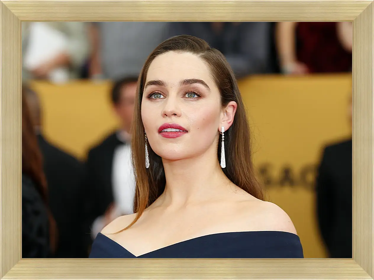 Картина в раме - Эмилия Кларк. Emilia Clarke