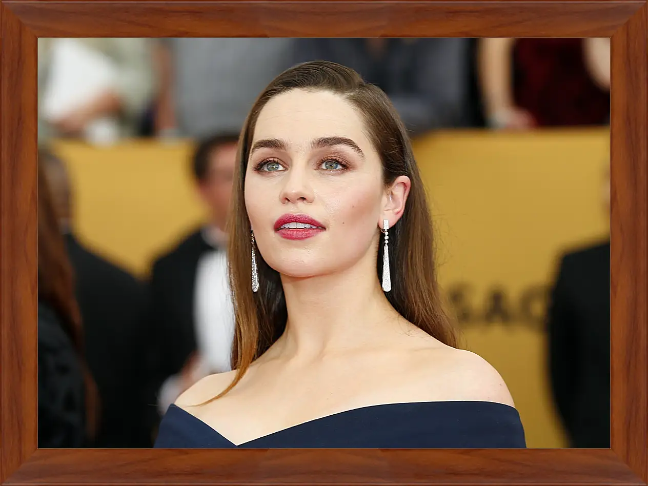 Картина в раме - Эмилия Кларк. Emilia Clarke