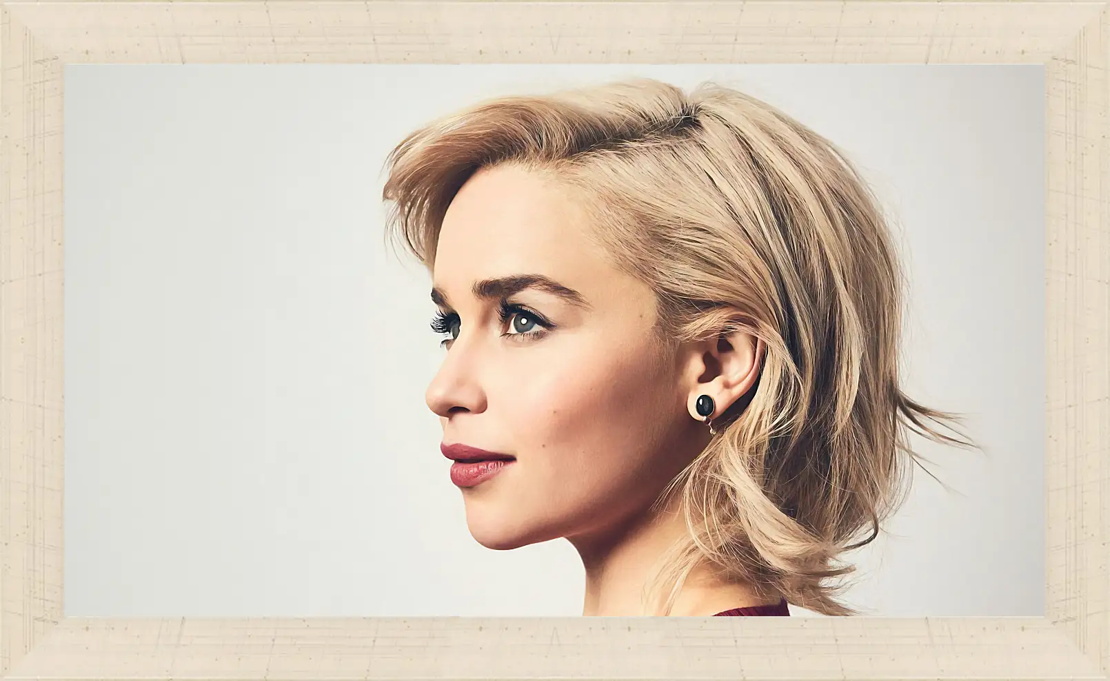 Картина в раме - Эмилия Кларк. Emilia Clarke