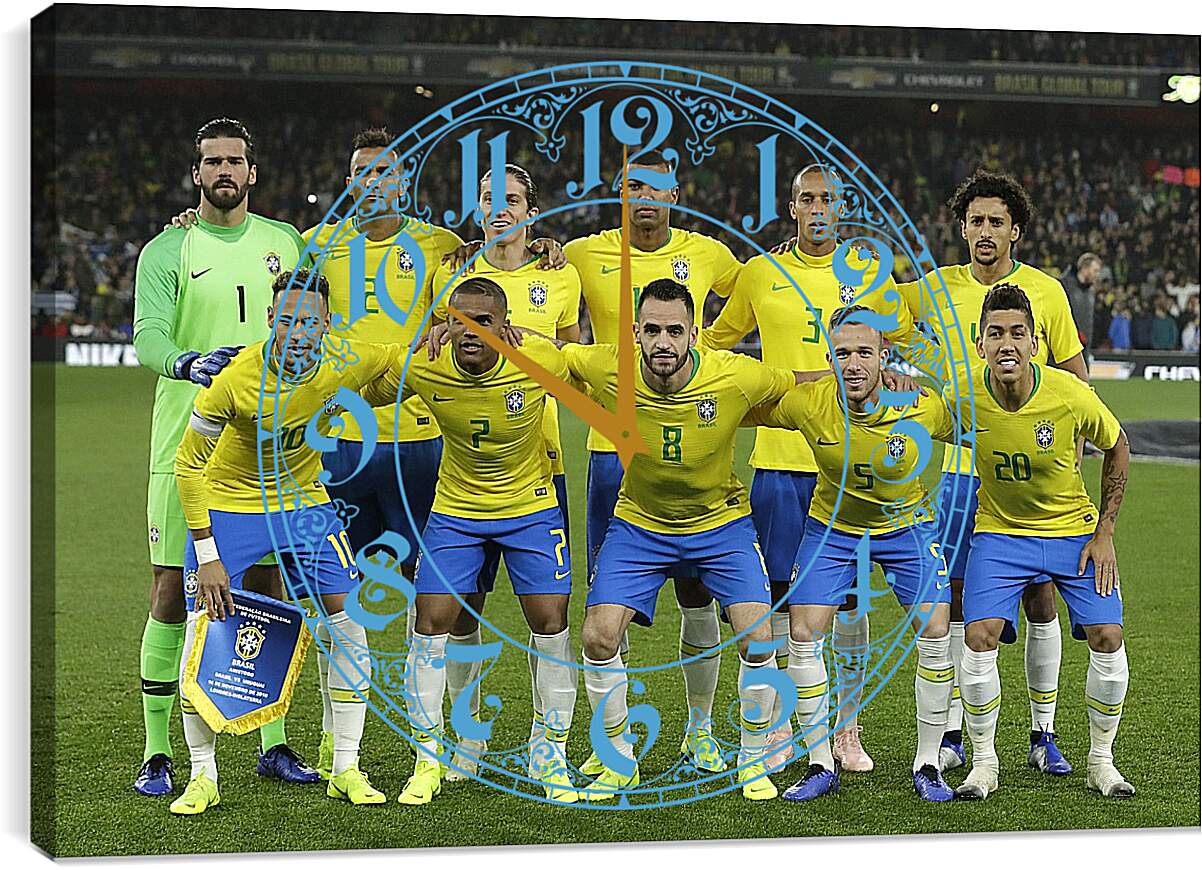 Часы картина - Фото перед матчем сборной Бразилии по футболу