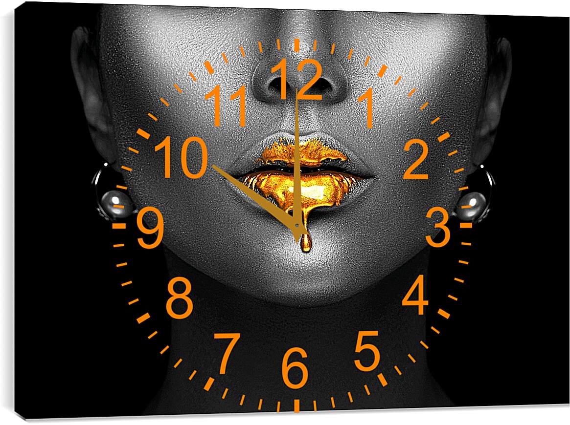 Часы картина - Золотая краска на губах у девушки