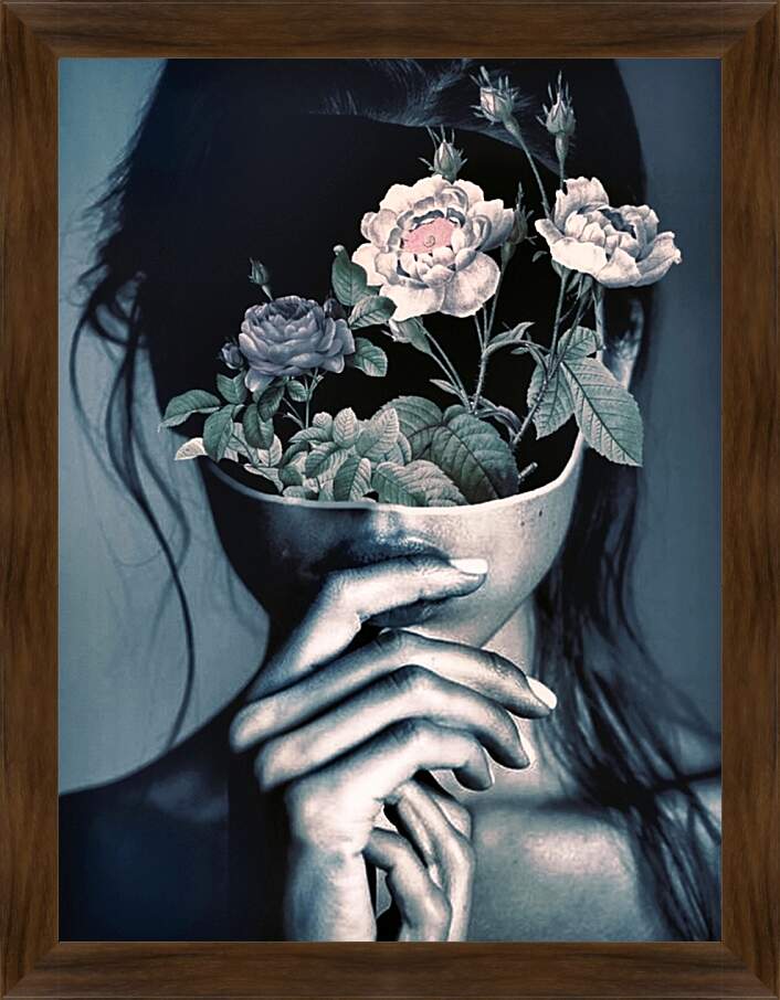 Картина в раме - Цветы на лице у девушки 2