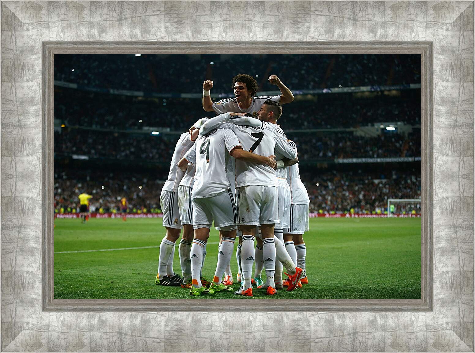 Картина в раме - Празднование гола. ФК Реал Мадрид. FC Real Madrid