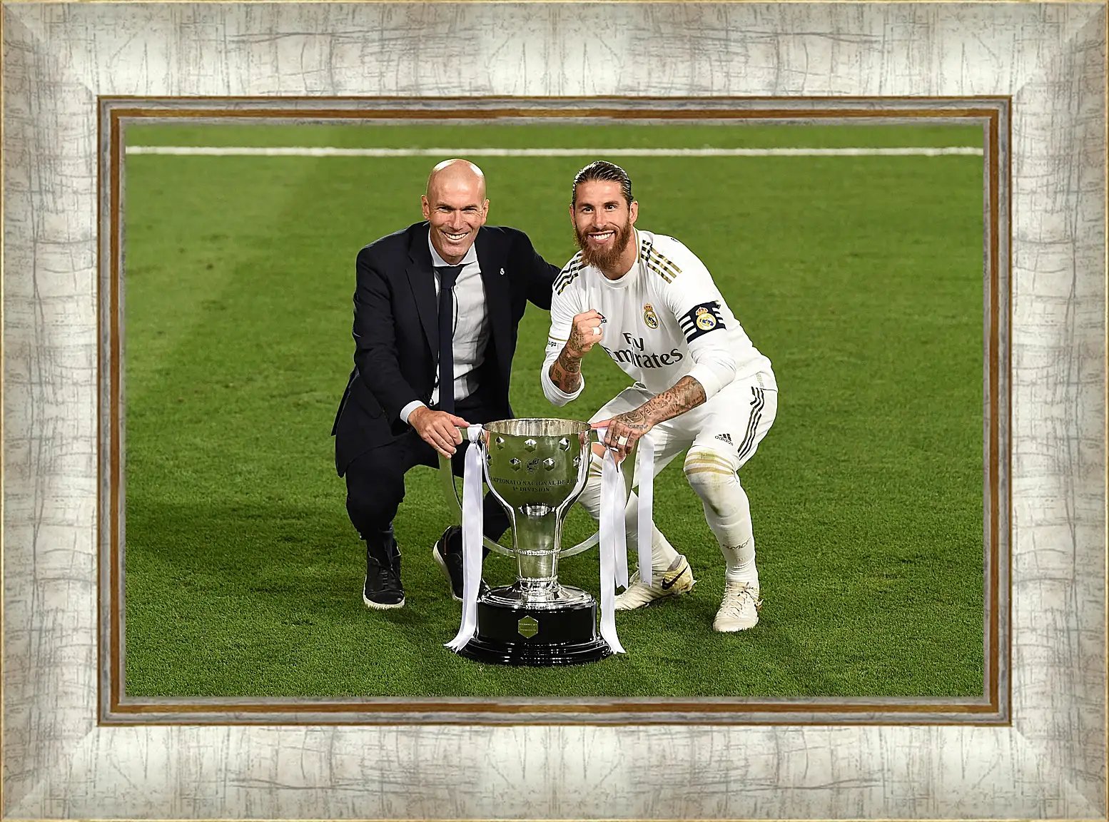 Картина в раме - Зидан и Рамос с кубком. ФК Реал Мадрид. FC Real Madrid