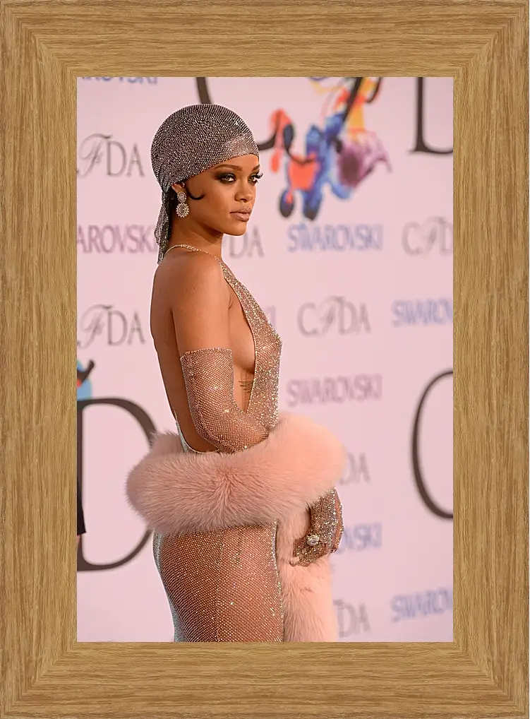 Картина в раме - Рианна. Rihanna