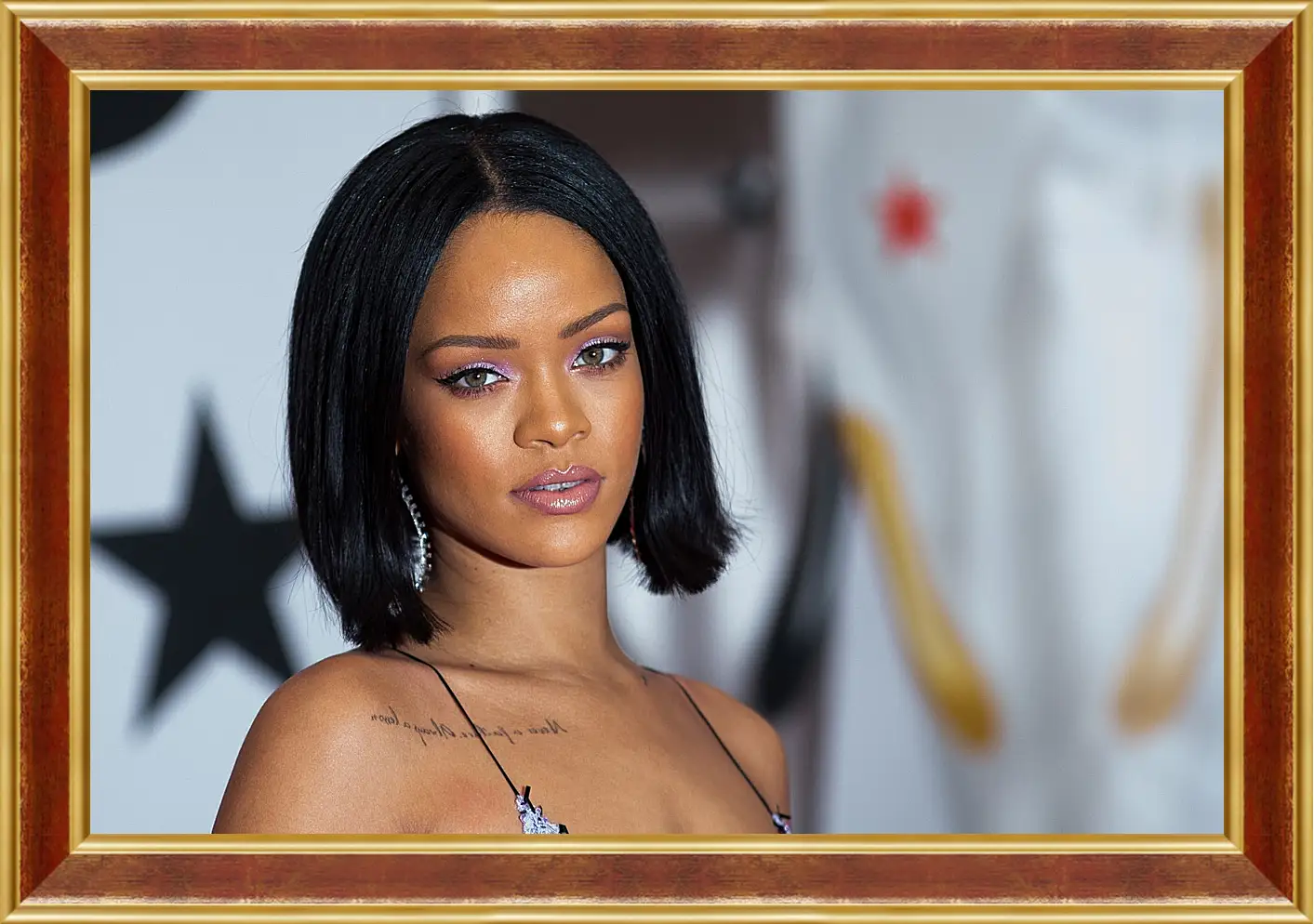 Картина в раме - Рианна. Rihanna