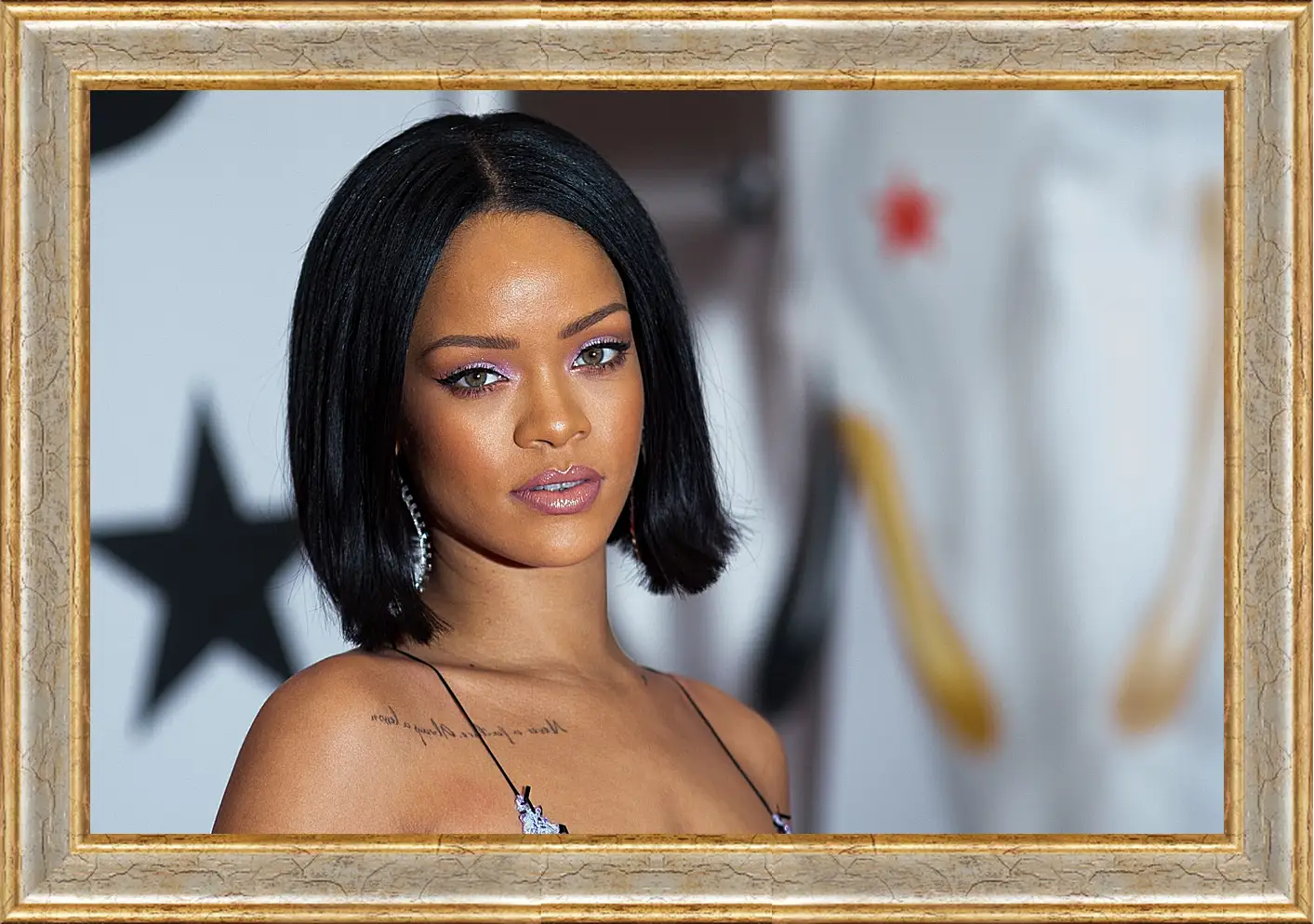 Картина в раме - Рианна. Rihanna