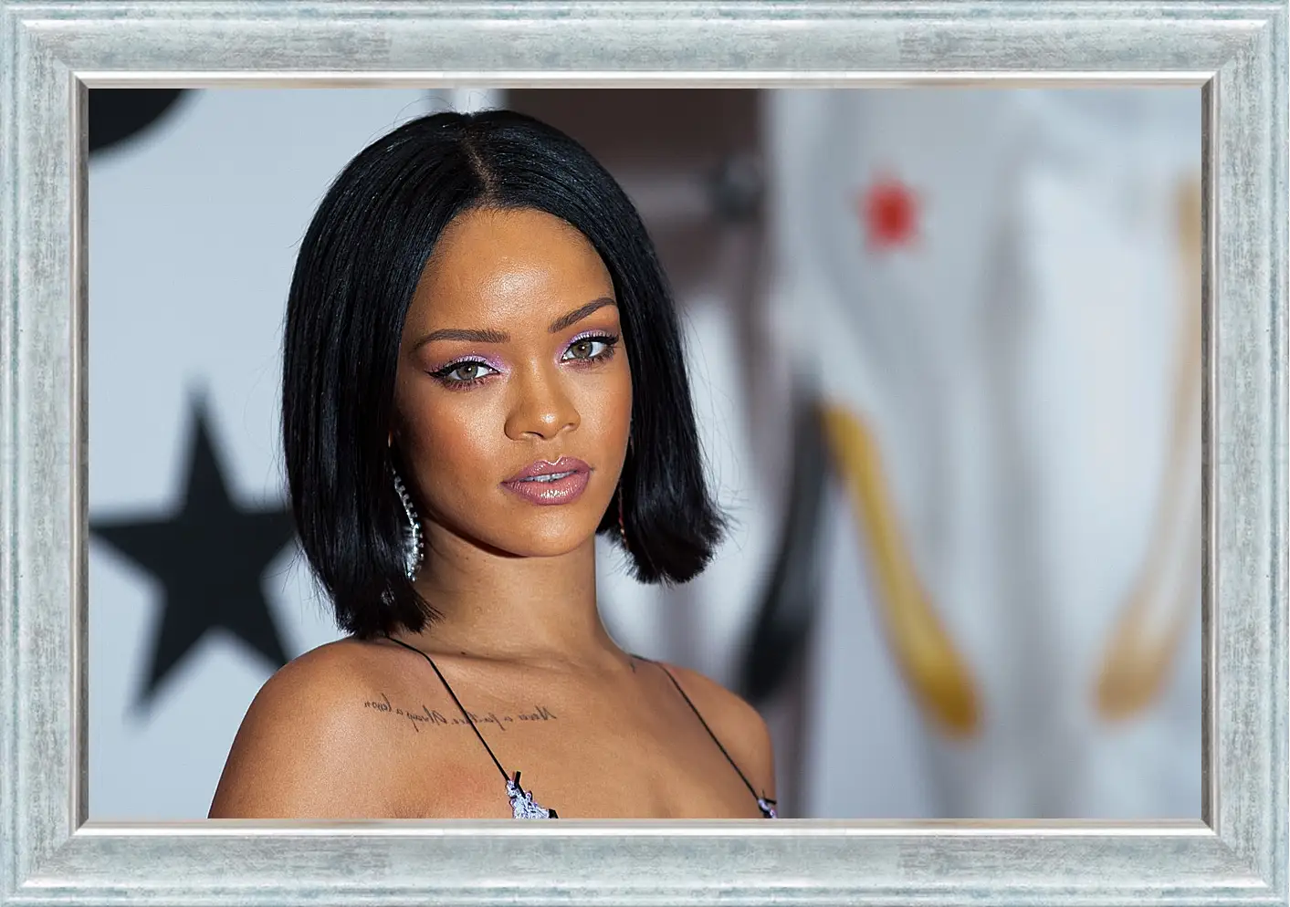 Картина в раме - Рианна. Rihanna