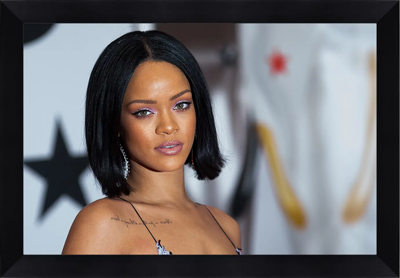 Картина в раме - Рианна. Rihanna