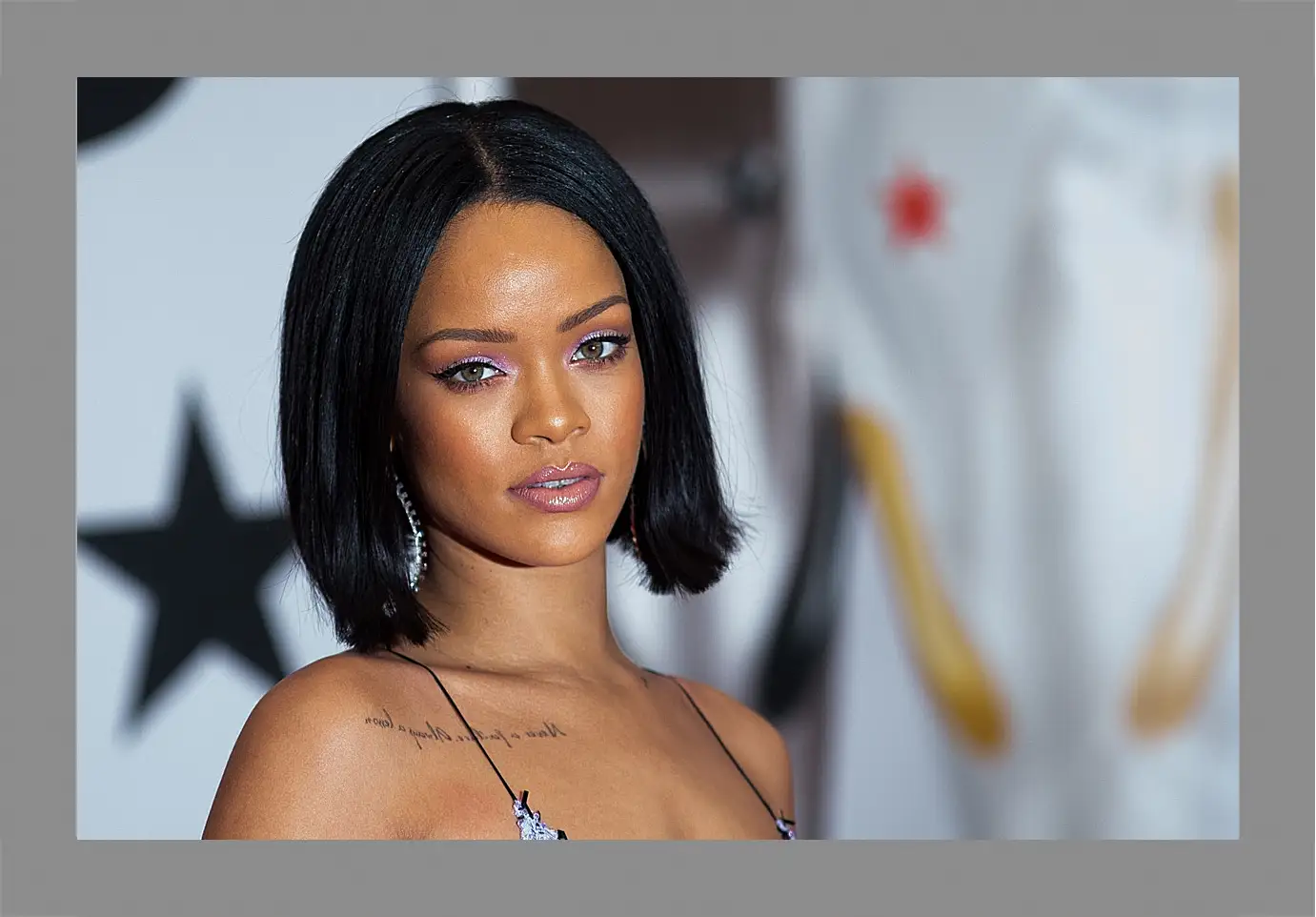 Картина в раме - Рианна. Rihanna